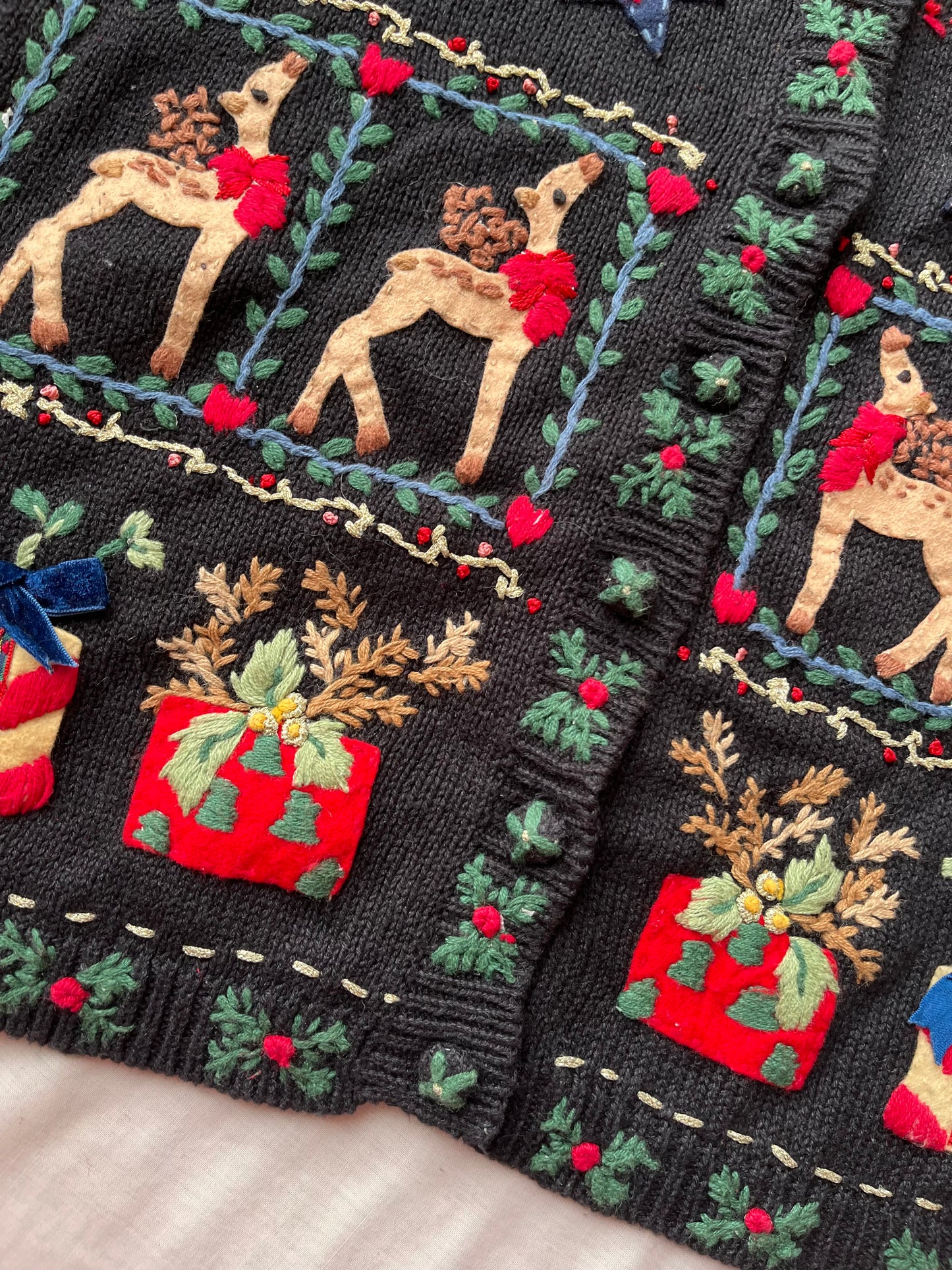 Sleighbells 2001 Cardigan UK 4-16/L