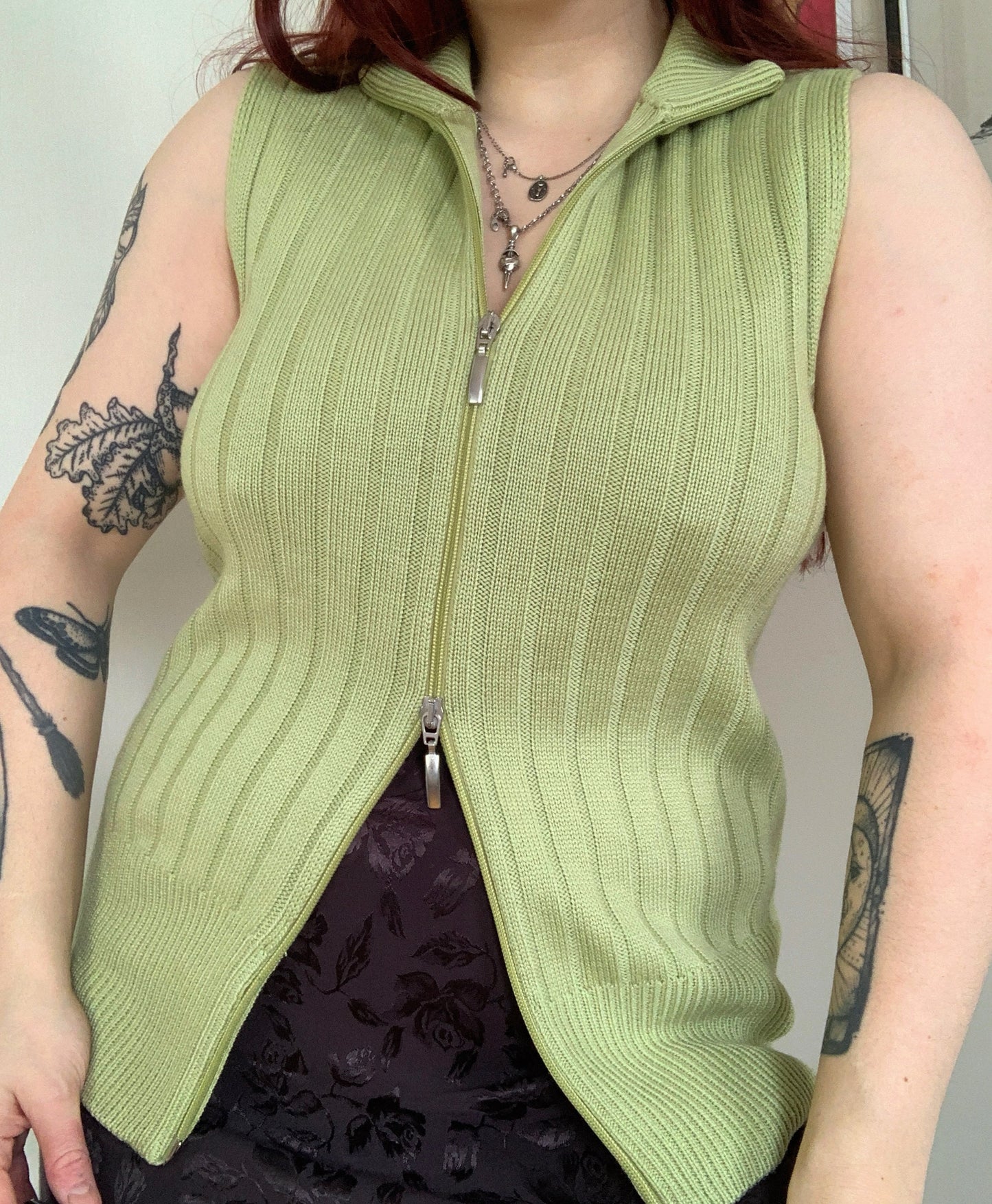 Dahlia 00s Sweater Vest UK 10-12/M