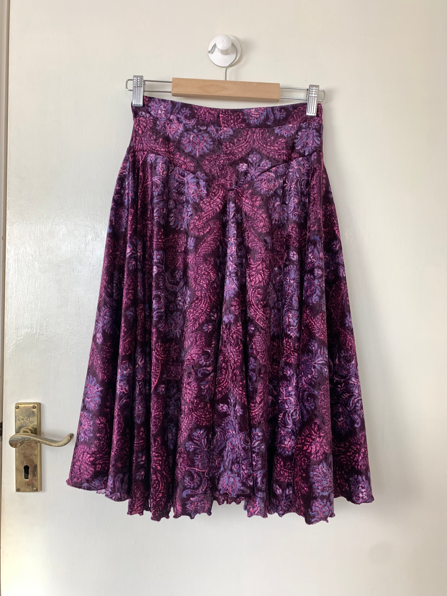 Alex 90s Velvet Skirt UK 6