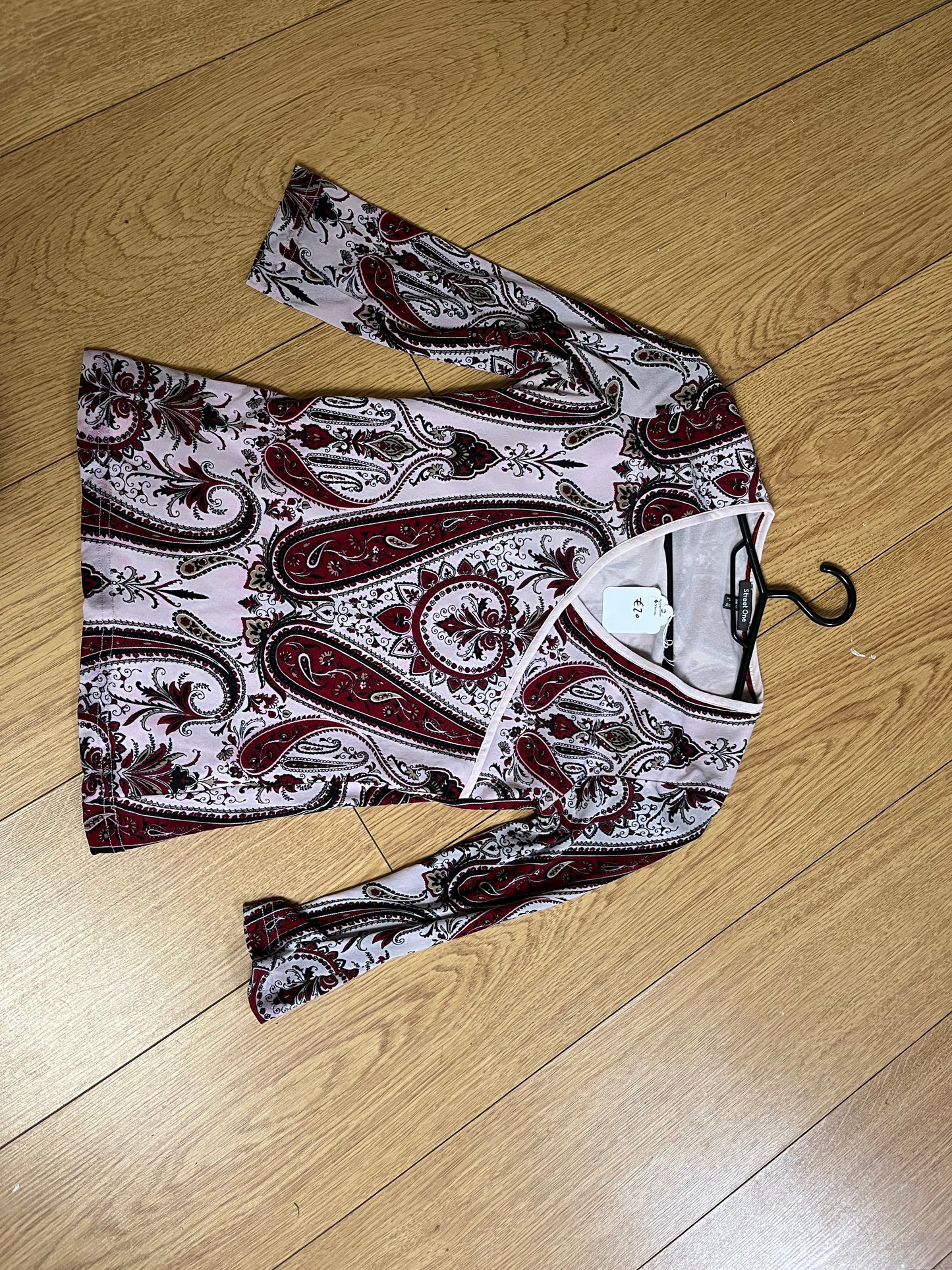2000s Top UK 6-8