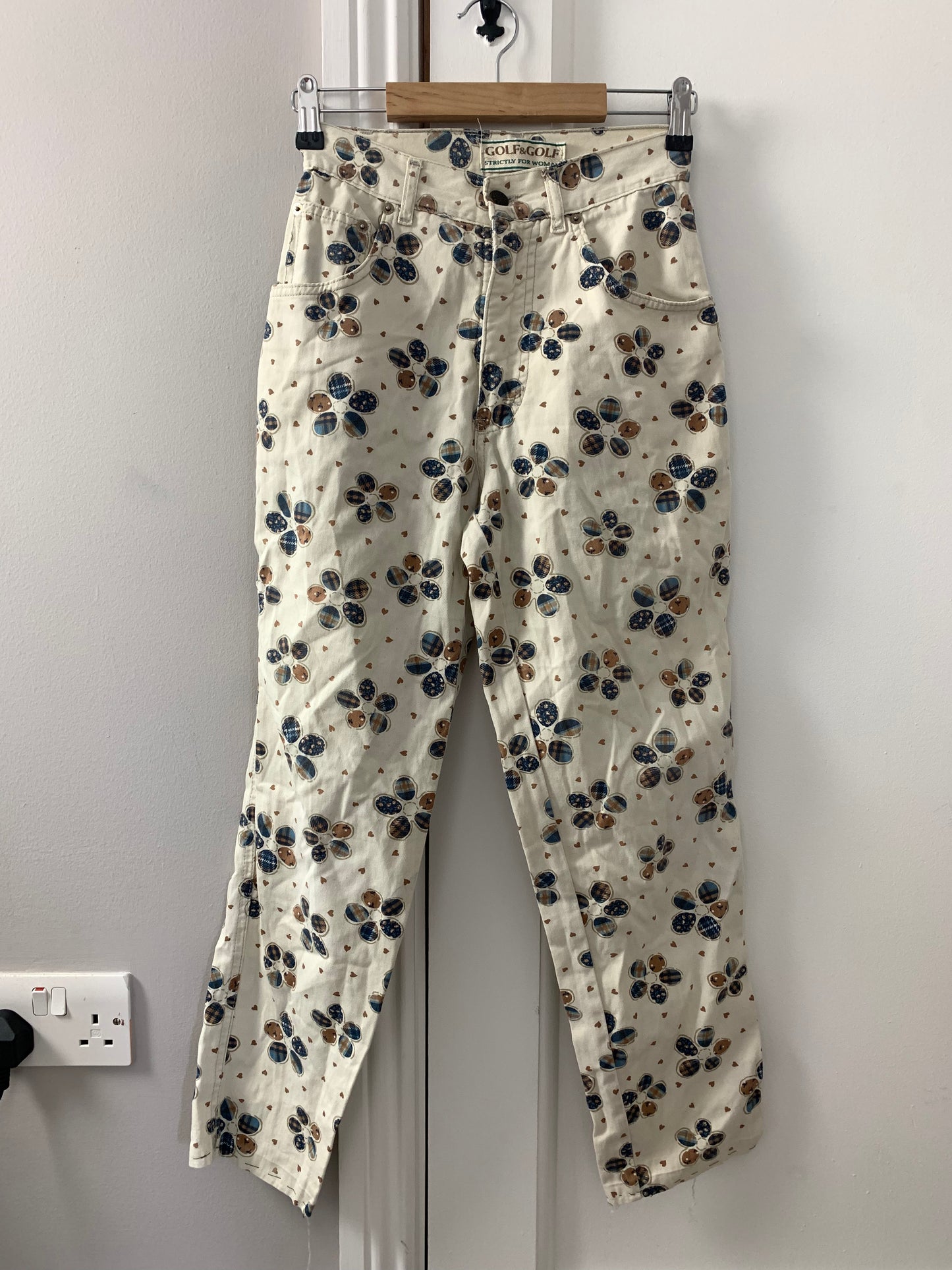 Flora 90s Jean UK 4-6/ Waist 24"